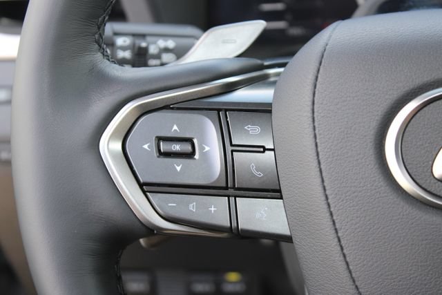 Certified 2025 Lexus GX 550 w/ Accessory Package (32) AWD/4WD image 18