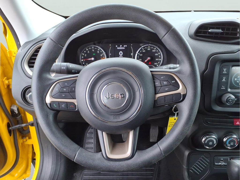 Used 2015 Jeep Renegade Sport w/ Power & Air Group image 20