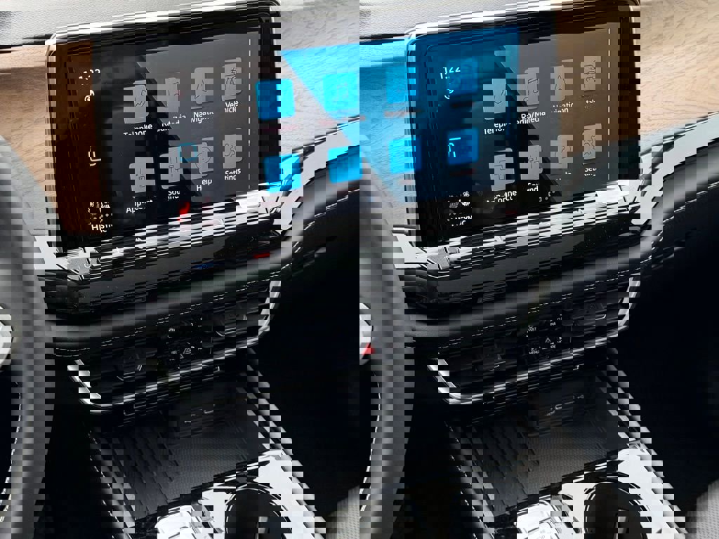 New 2026 Volkswagen Atlas SE image 34