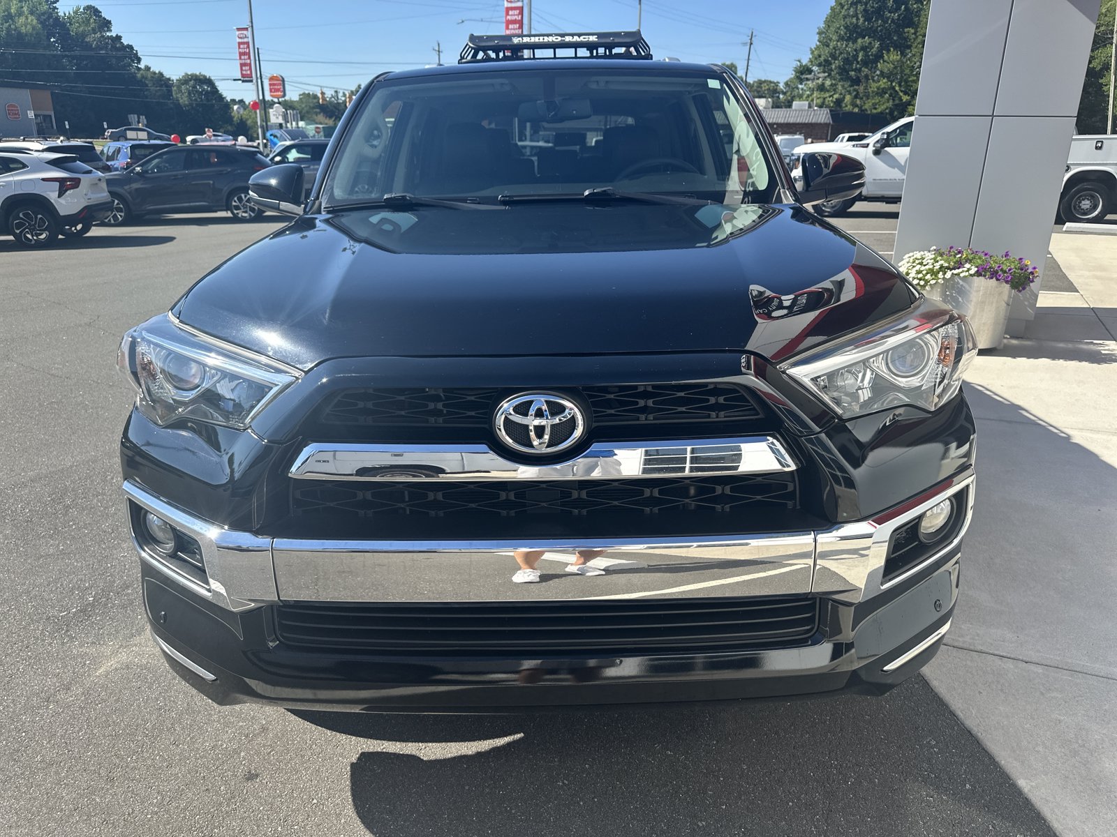 Used 2016 Toyota 4Runner Limited AWD/4WD image 3