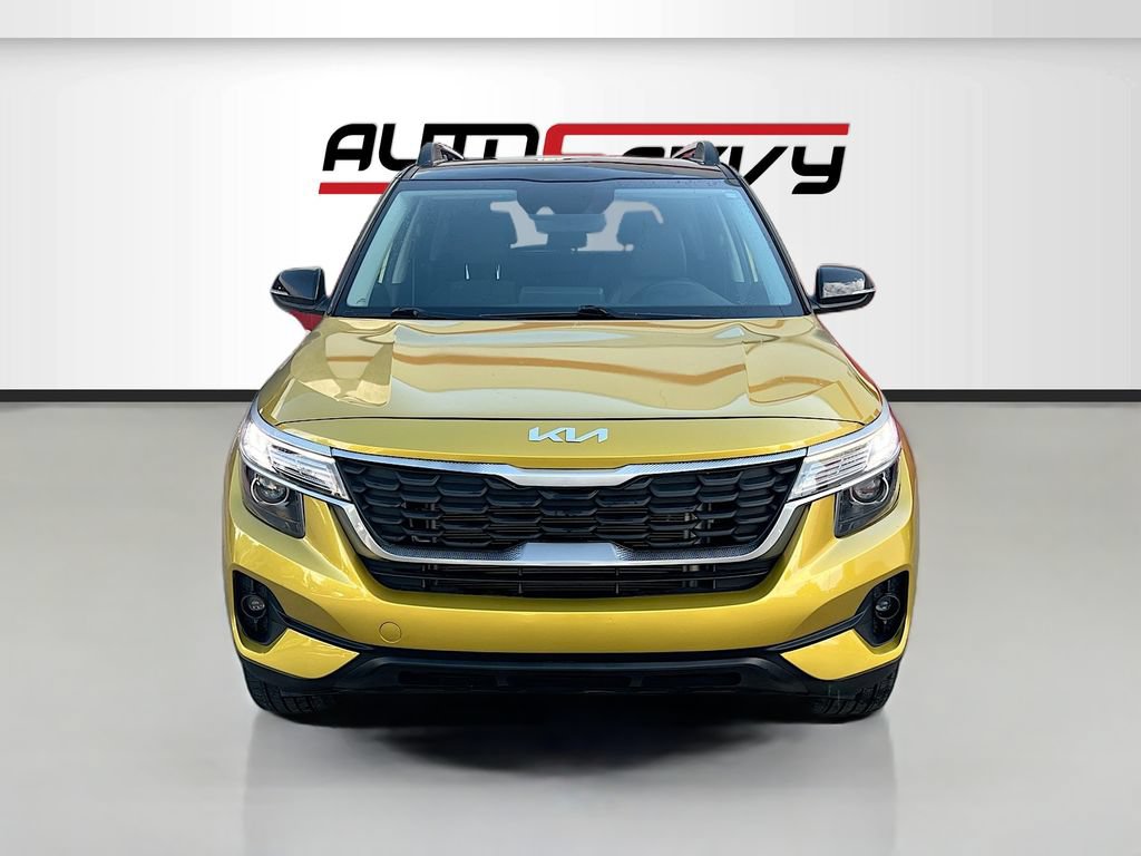 Used 2022 Kia Seltos Nightfall Edition AWD/4WD image 2