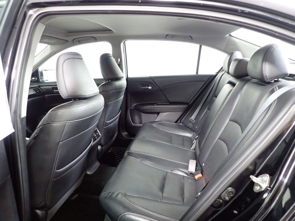Used 2015 Honda Accord EX-L image 38
