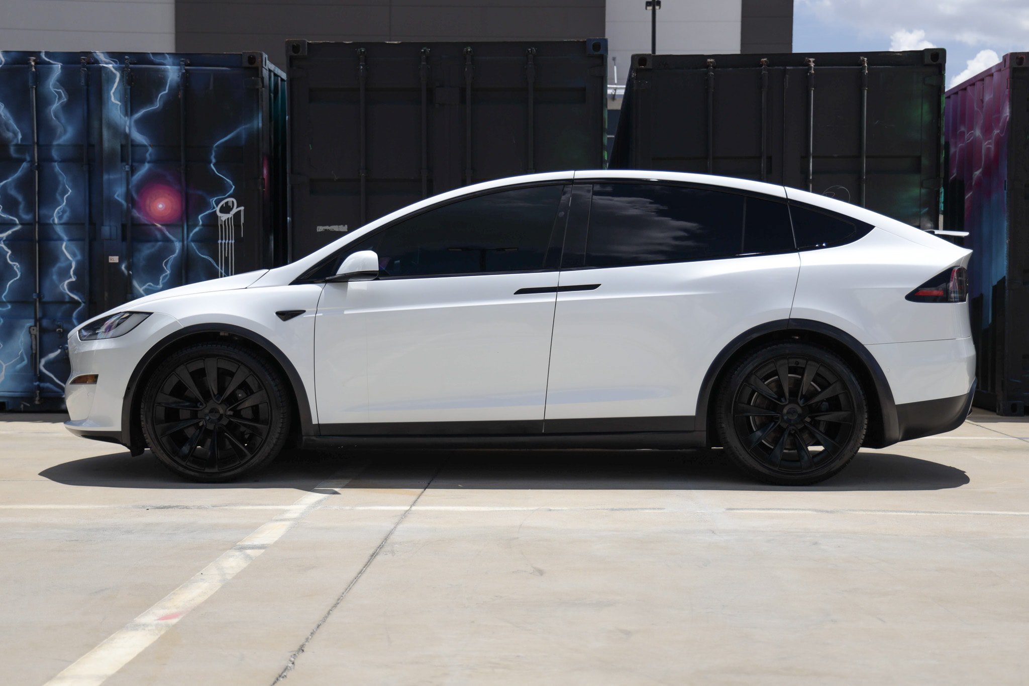 Used 2022 Tesla Model X AWD/4WD image 5