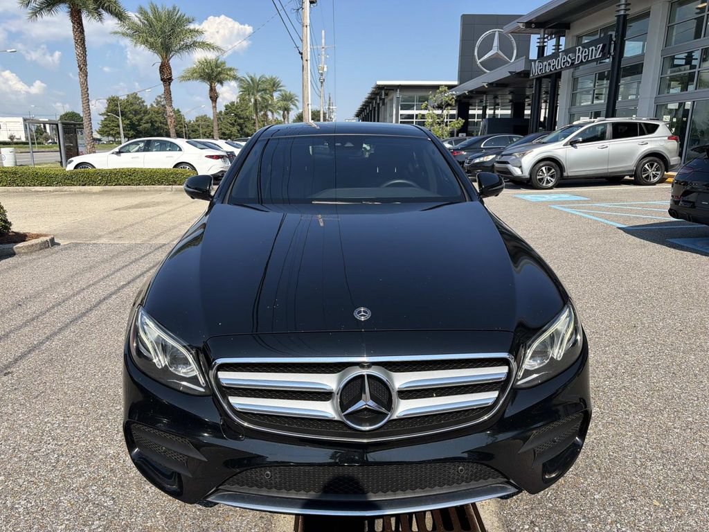 Used 2019 Mercedes-Benz E 300 image 2