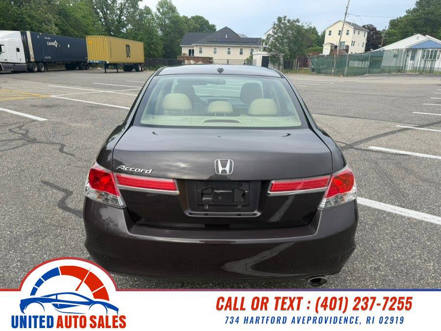 Used 2011 Honda Accord EX-L image 4