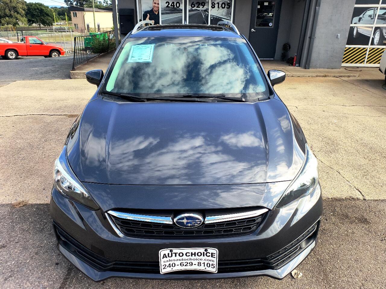 Used 2023 Subaru Impreza 2.0i Premium image 3