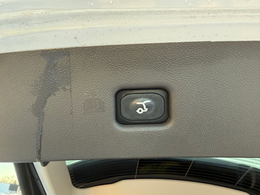 Used 2022 Lincoln Nautilus Reserve image 21