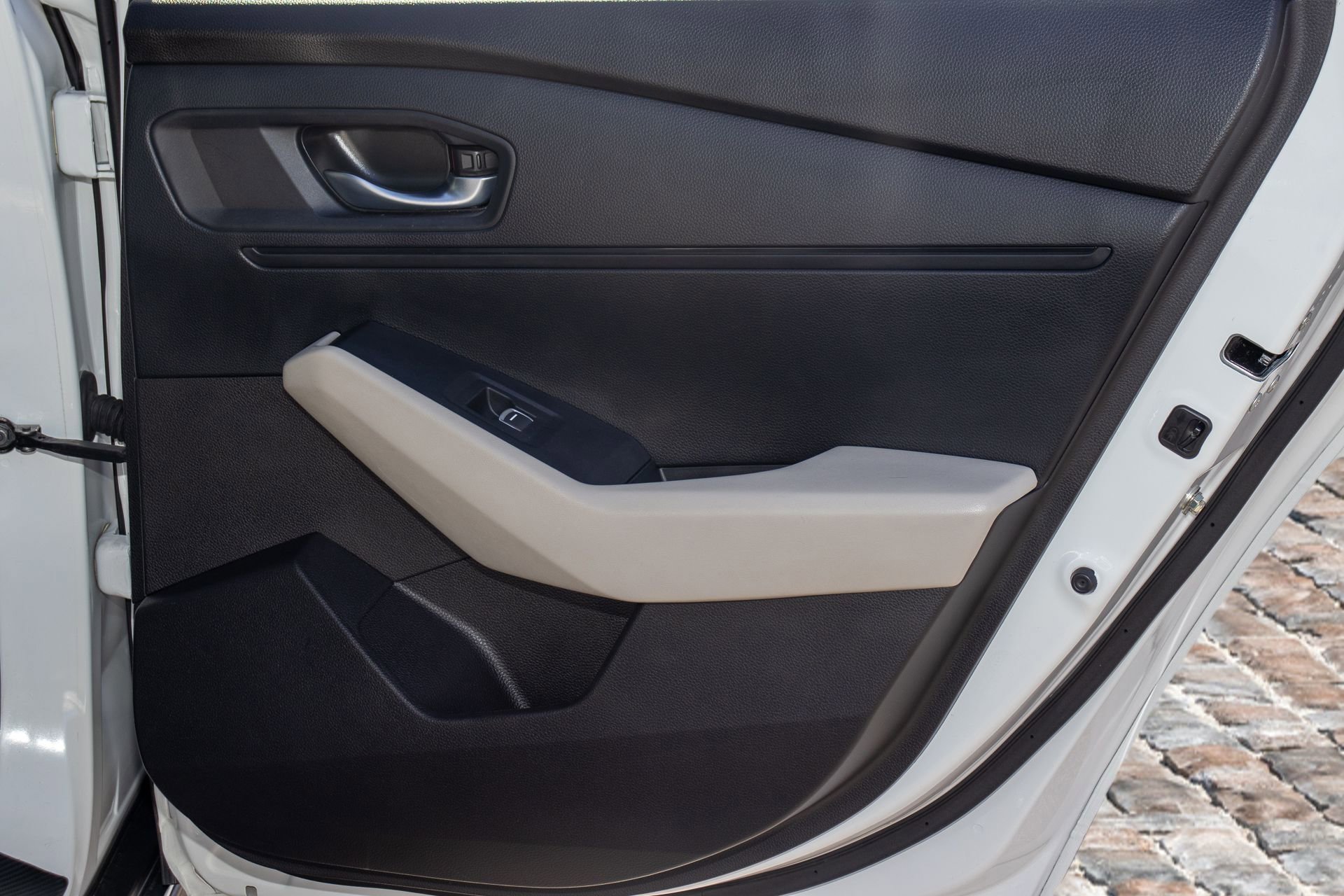 Certified 2024 Honda Accord EX image 12