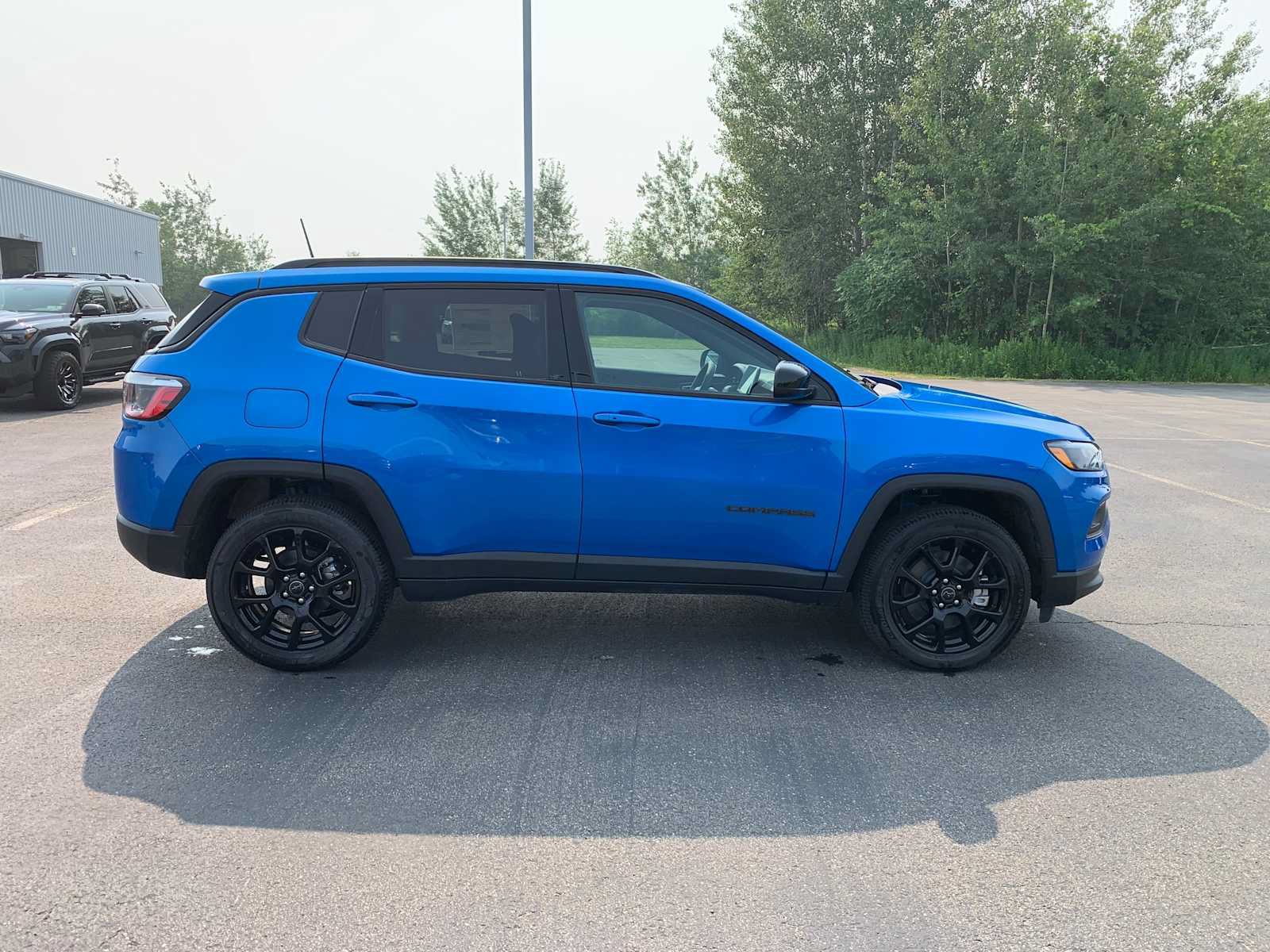 New 2026 Jeep Compass Latitude AWD/4WD image 4