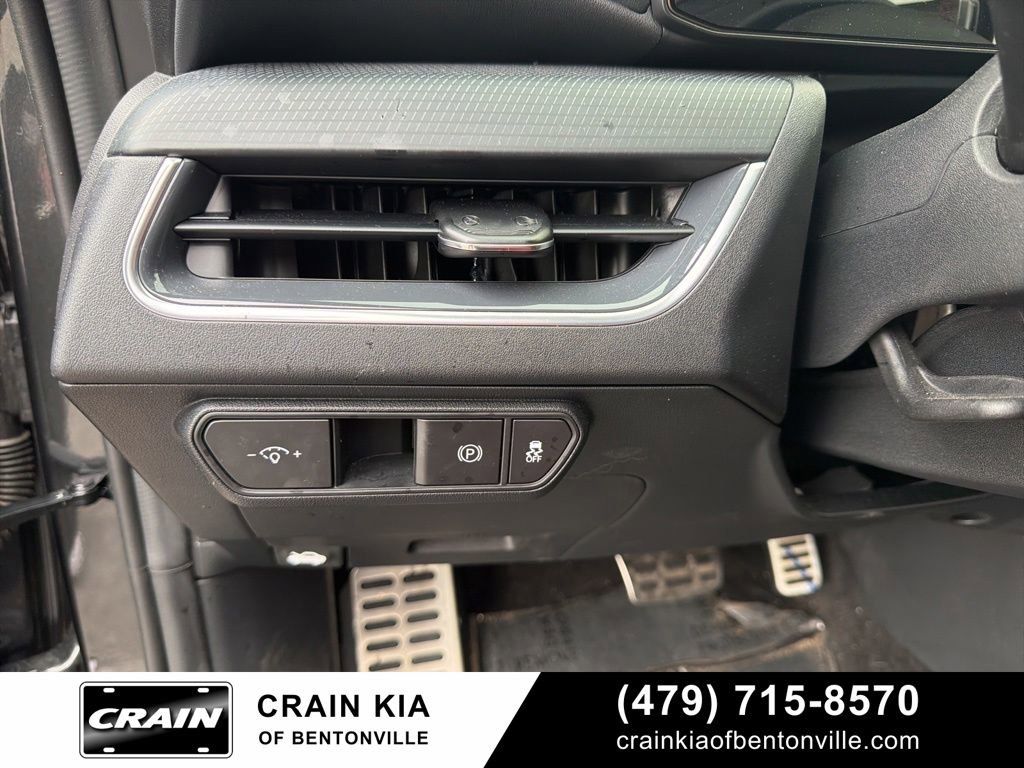 Certified 2025 Kia K4 GT-Line Turbo FWD image 15