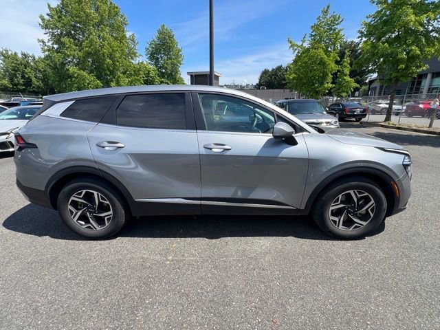 Certified 2024 Kia Sportage LX FWD image 6