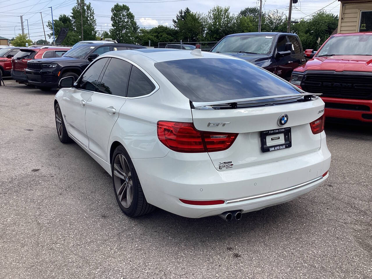Used 2016 BMW 328i Gran Turismo xDrive AWD/4WD image 9