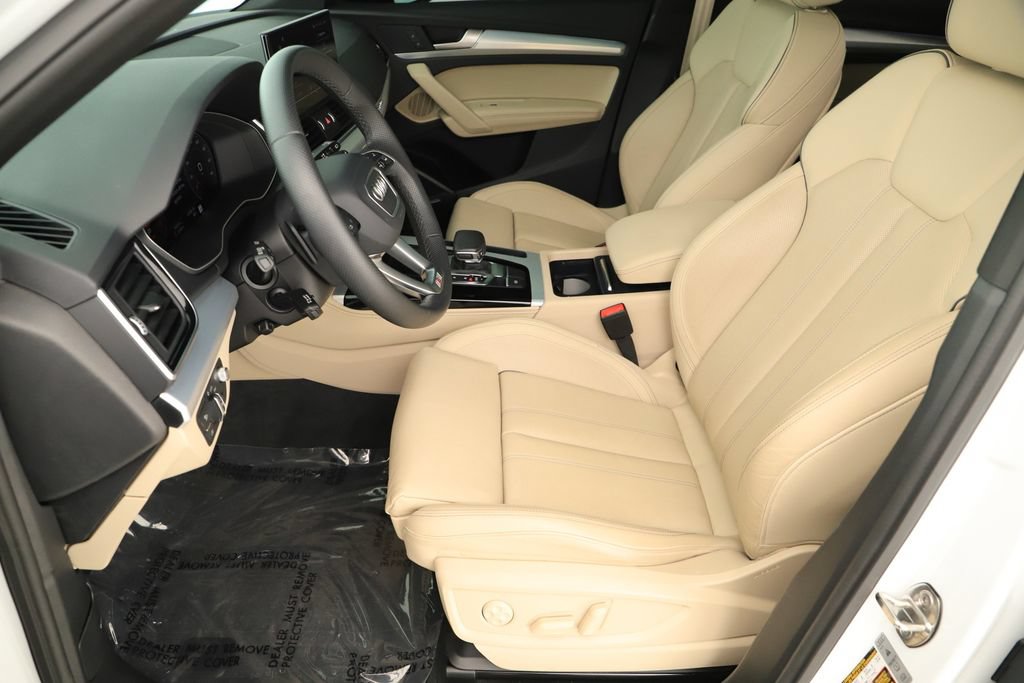 Certified 2024 Audi Q5 2.0T Prestige AWD/4WD image 24