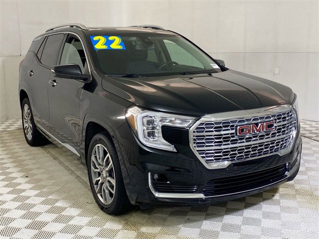 Used 2022 GMC Terrain Denali w/ LPO, Floor Liner Package