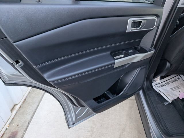 Used 2021 Ford Explorer XLT image 21