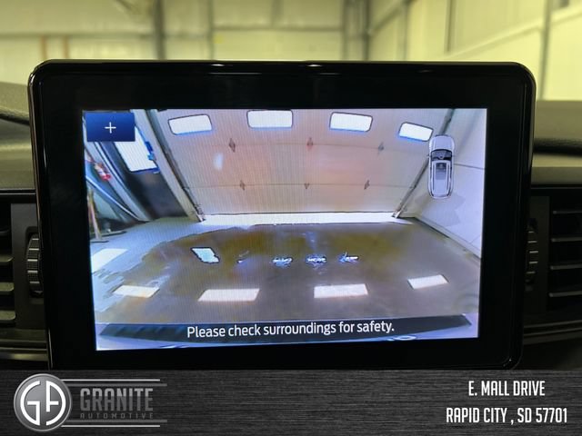 Used 2024 Ford Explorer XLT AWD/4WD image 15