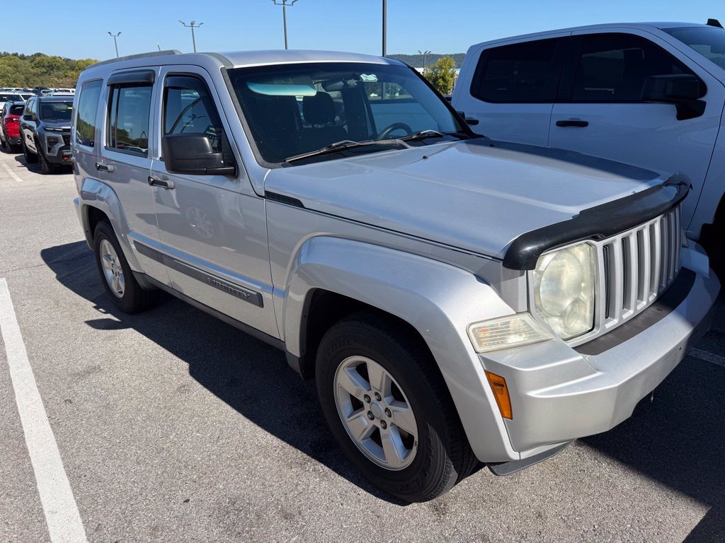 Used 2011 Jeep Liberty Sport AWD/4WD image 5