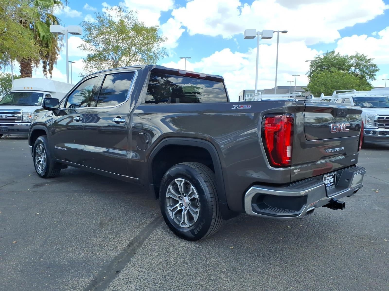 Used 2019 GMC Sierra 1500 SLT w/ X31 Off-Road Package AWD/4WD image 6