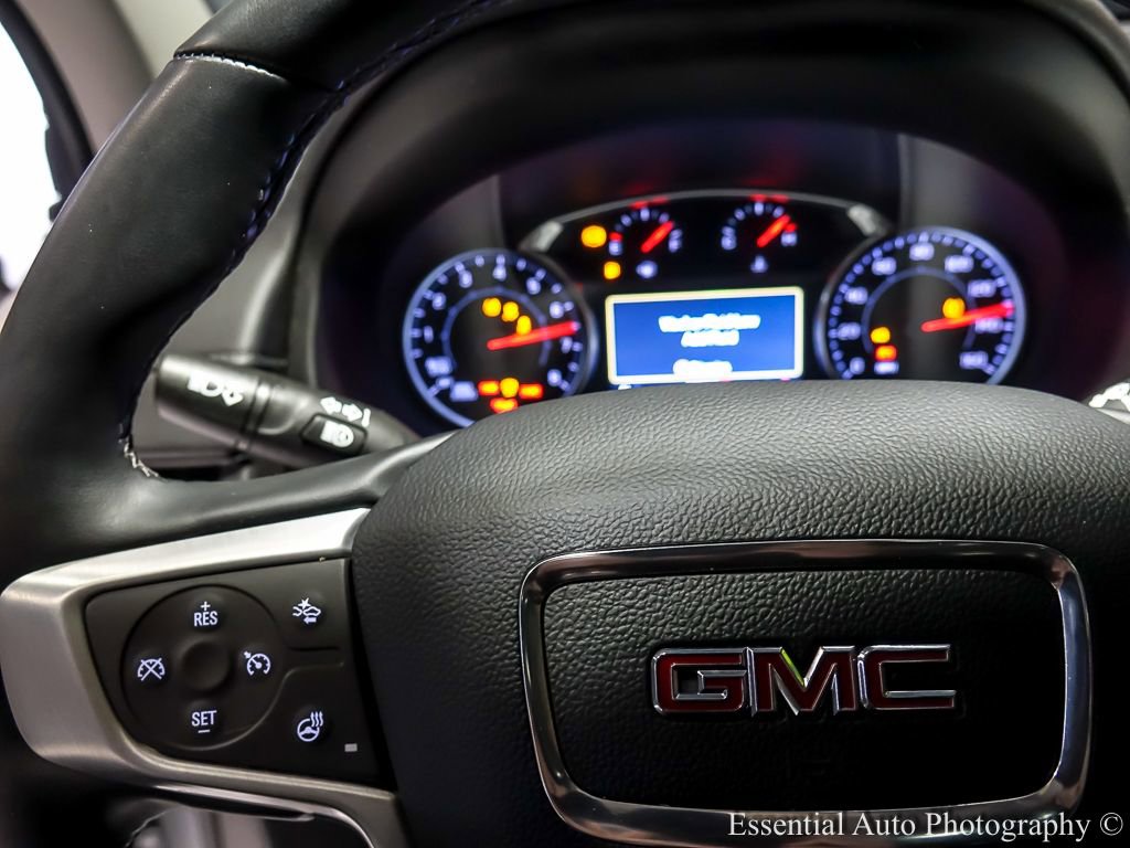 Used 2024 GMC Terrain SLT w/ Infotainment Package II image 18