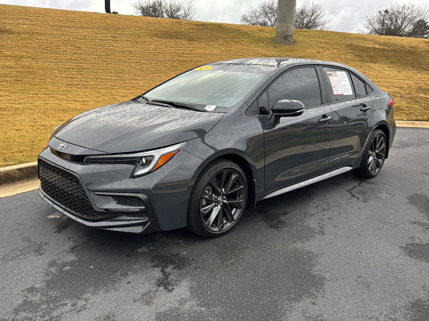 Used 2025 Toyota Corolla SE