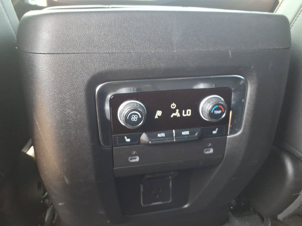 Used 2024 Chevrolet Tahoe High Country w/ LPO, Illumination Package AWD/4WD image 10