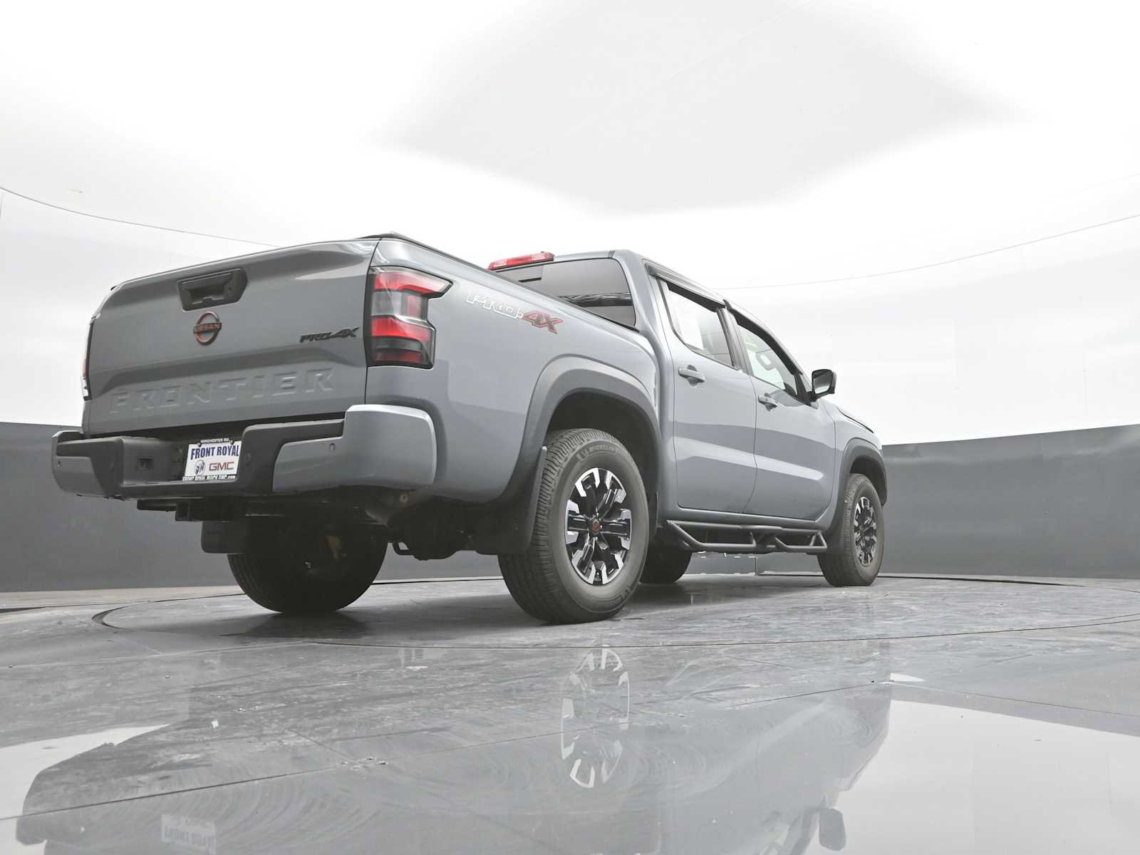 Used 2023 Nissan Frontier PRO-4X w/ Pro Convenience Package AWD/4WD image 39
