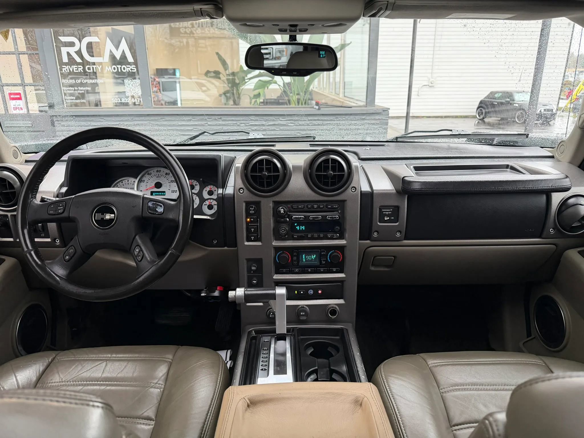 Used 2004 HUMMER H2 w/ Preferred Equipment Group AWD/4WD image 30