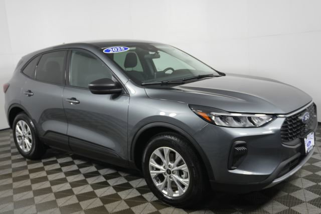 Used 2025 Ford Escape Active w/ Cold Weather Package