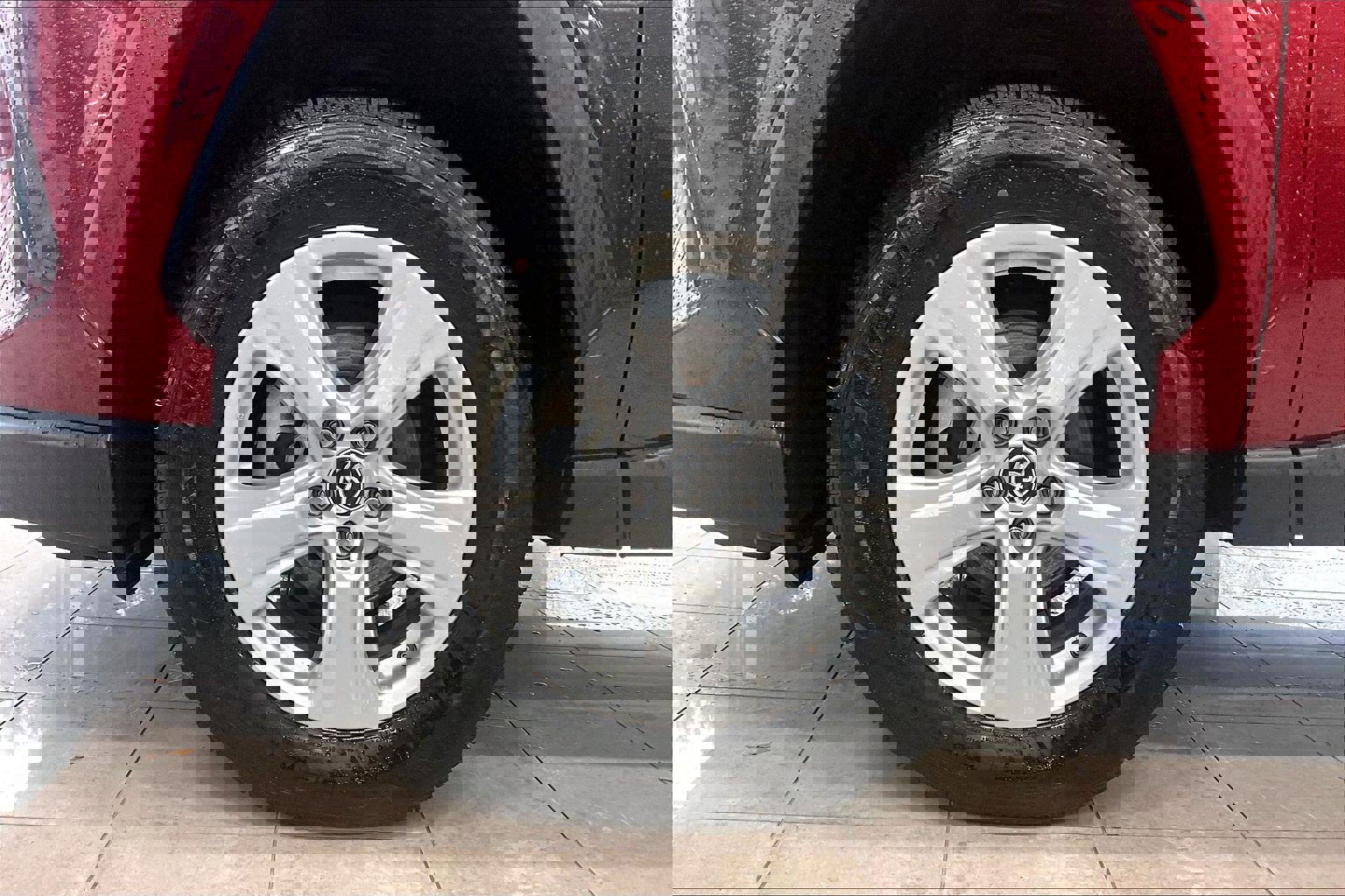 Used 2023 Toyota RAV4 XLE image 9