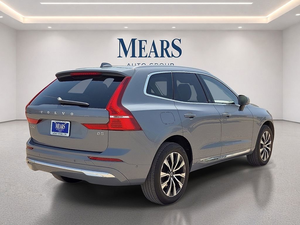 Certified 2023 Volvo XC60 B5 Plus FWD image 6