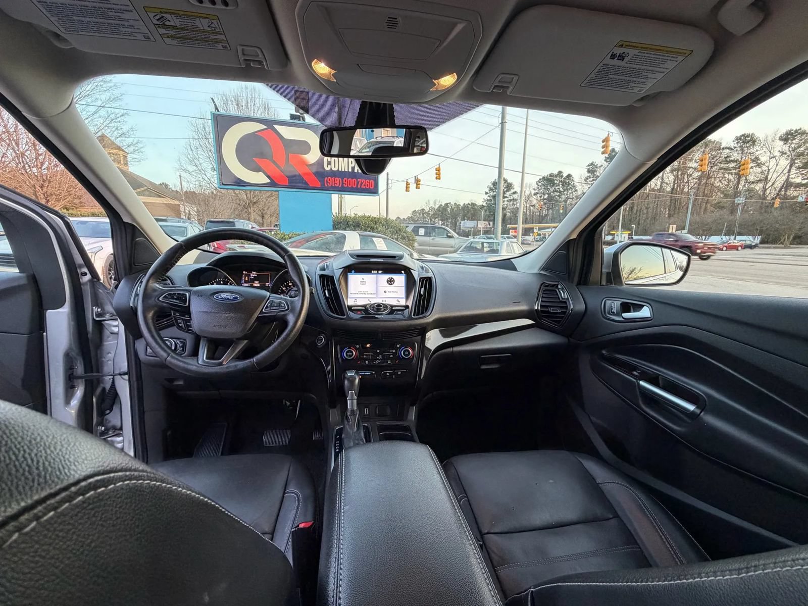 Used 2017 Ford Escape Titanium FWD image 19