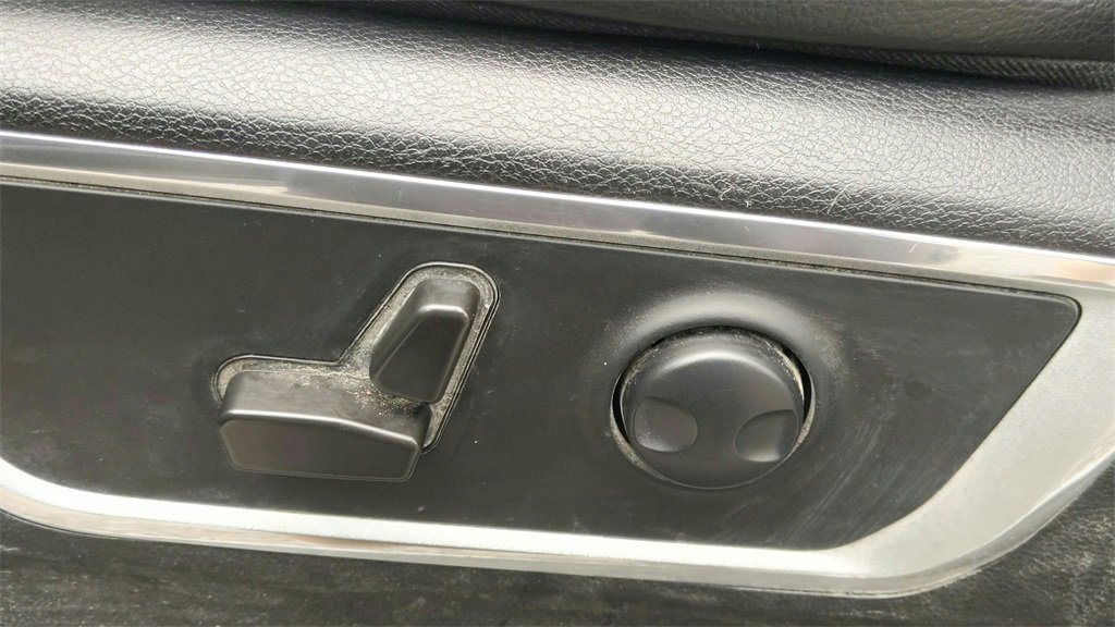 Used 2023 RAM 1500 Laramie image 19