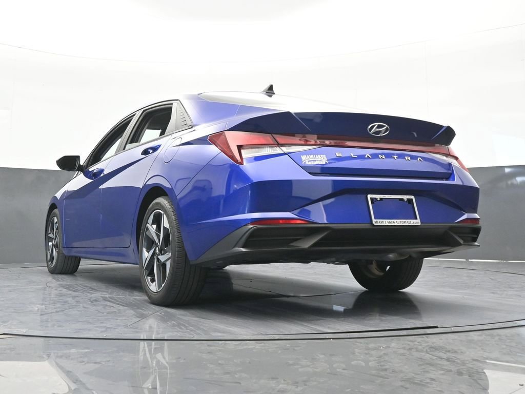 Used 2023 Hyundai Elantra SEL w/ Convenience Package FWD image 56