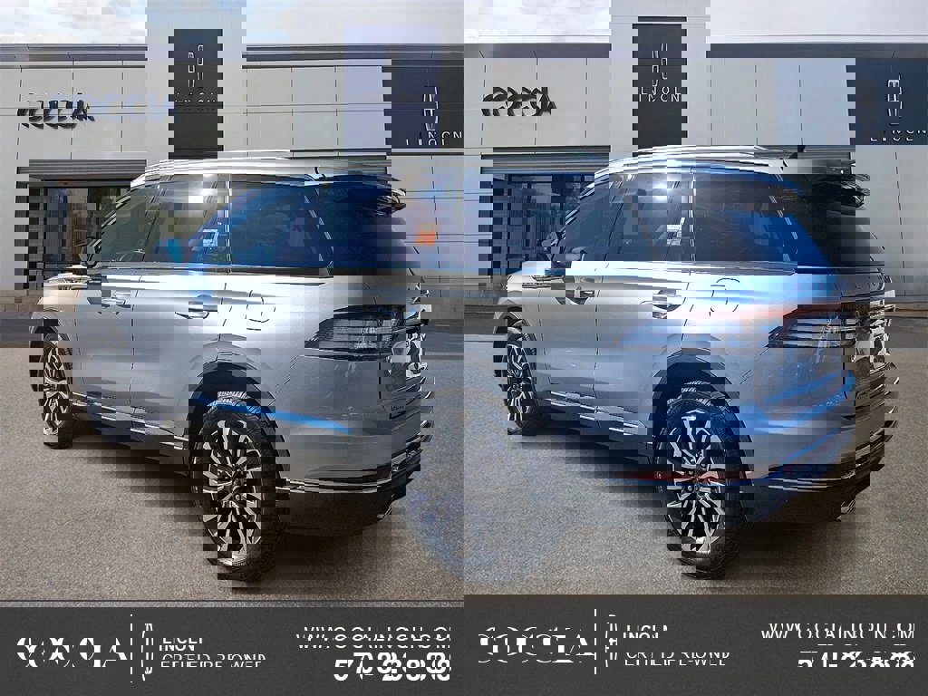 Certified 2022 Lincoln Aviator AWD w/ Premium Package image 6