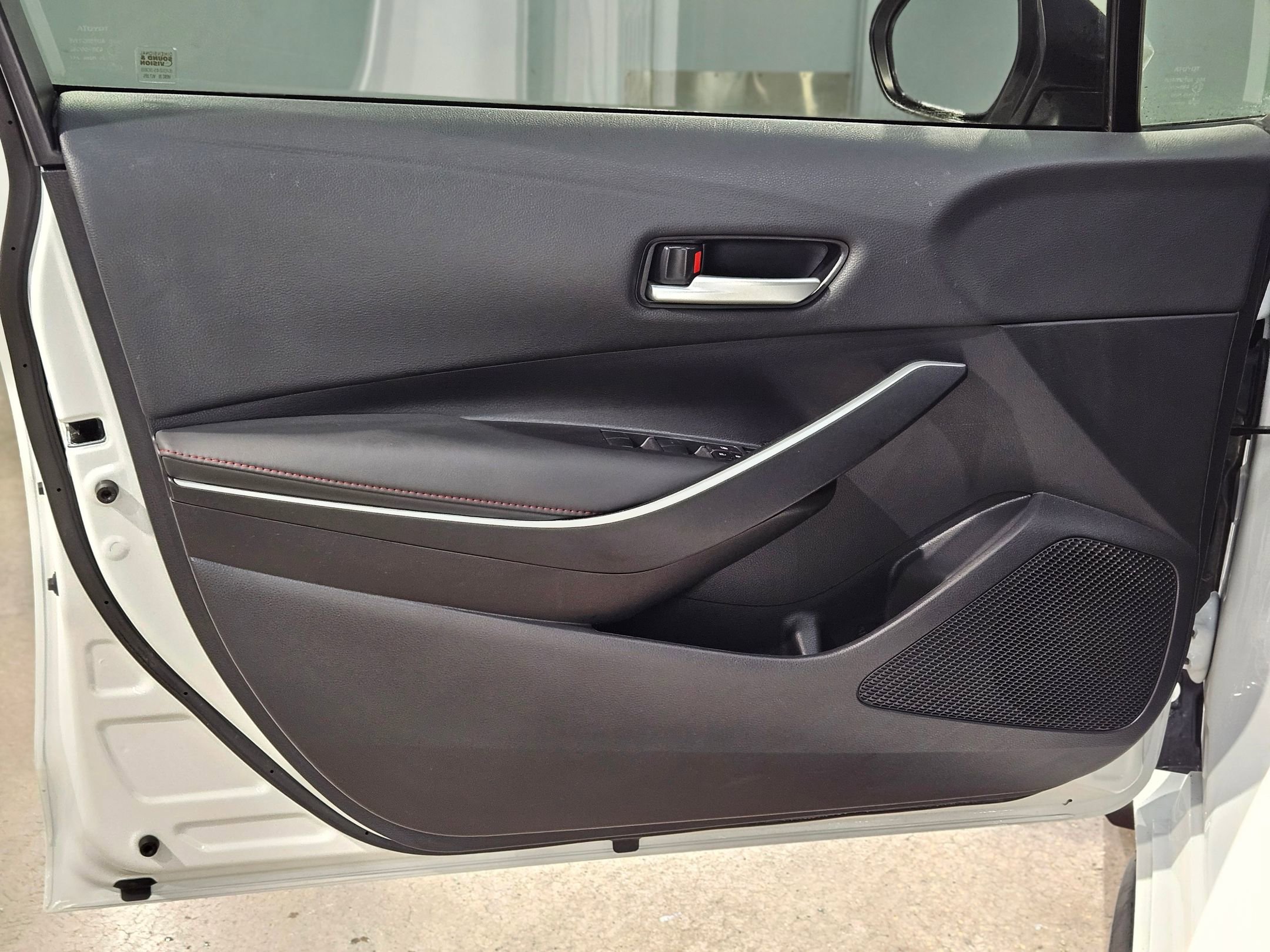 Used 2024 Toyota Corolla SE image 20