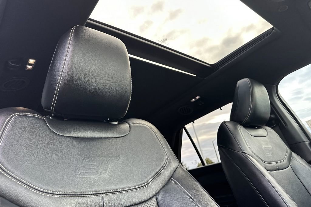 Used 2021 Ford Explorer ST w/ Equipment Group 401A image 18