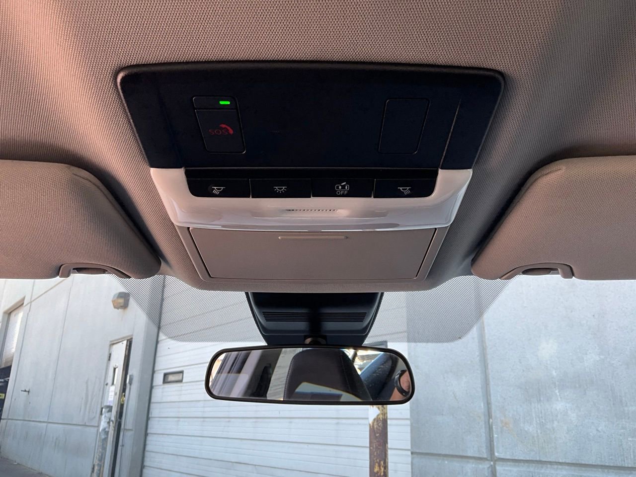 Used 2025 Nissan Altima 2.5 SV image 16