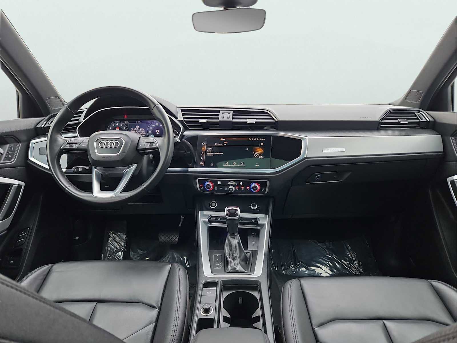 Used 2023 Audi Q3 2.0T Premium Plus AWD/4WD image 31