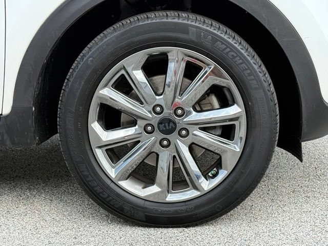 Certified 2022 Kia Sportage Nightfall Edition w/ Nighfall AWD Premium Package image 10