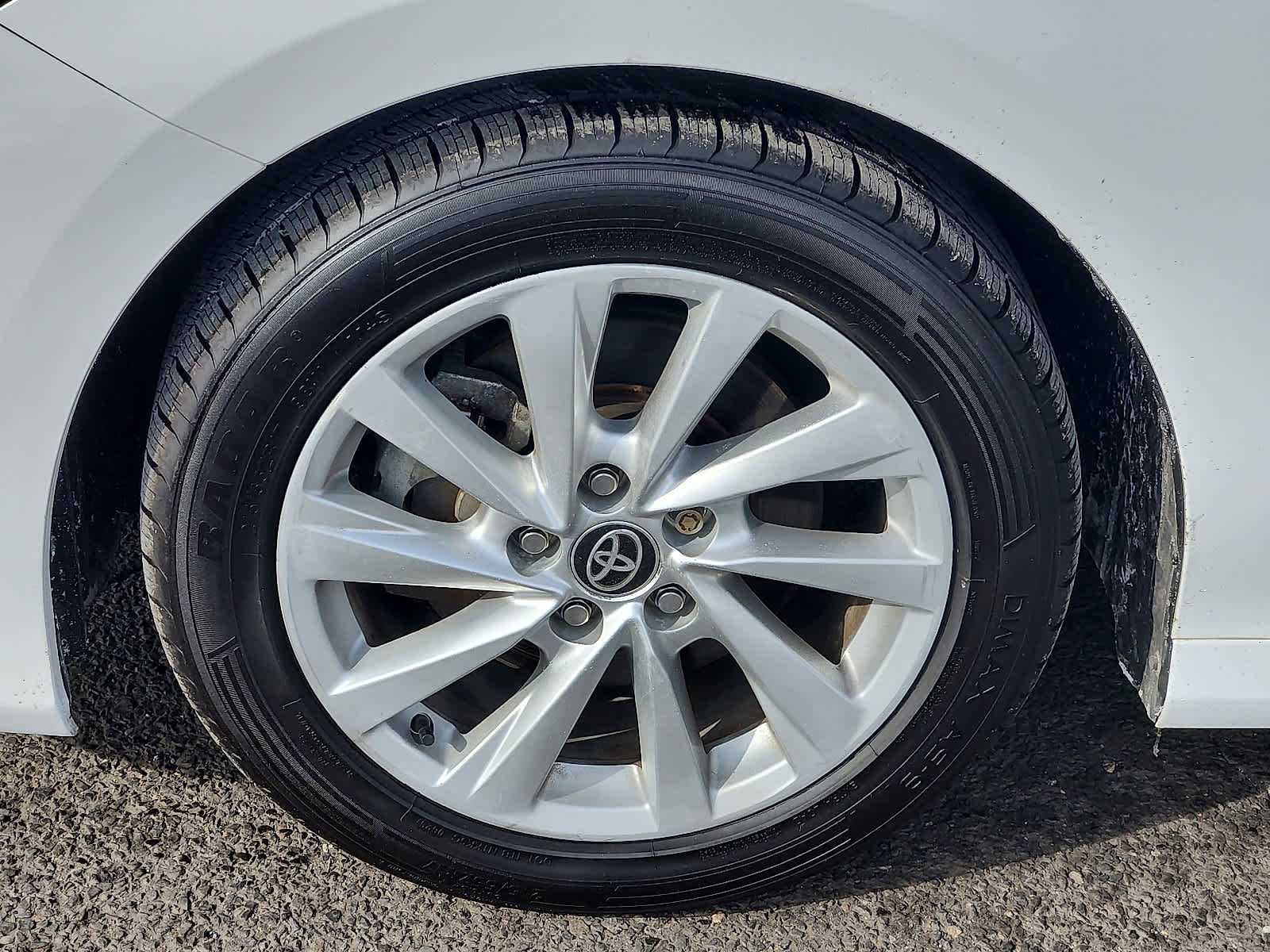 Used 2023 Toyota Camry LE w/ Cold Weather Package image 9