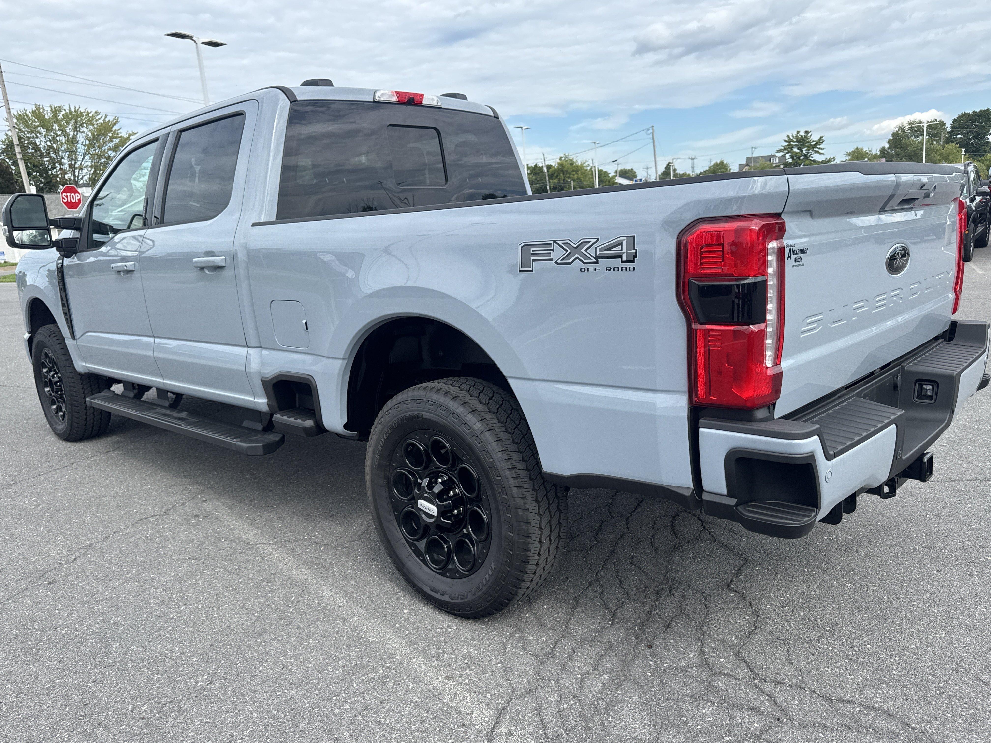 New 2026 Ford F350 Lariat w/ Black Appearance Package AWD/4WD image 6