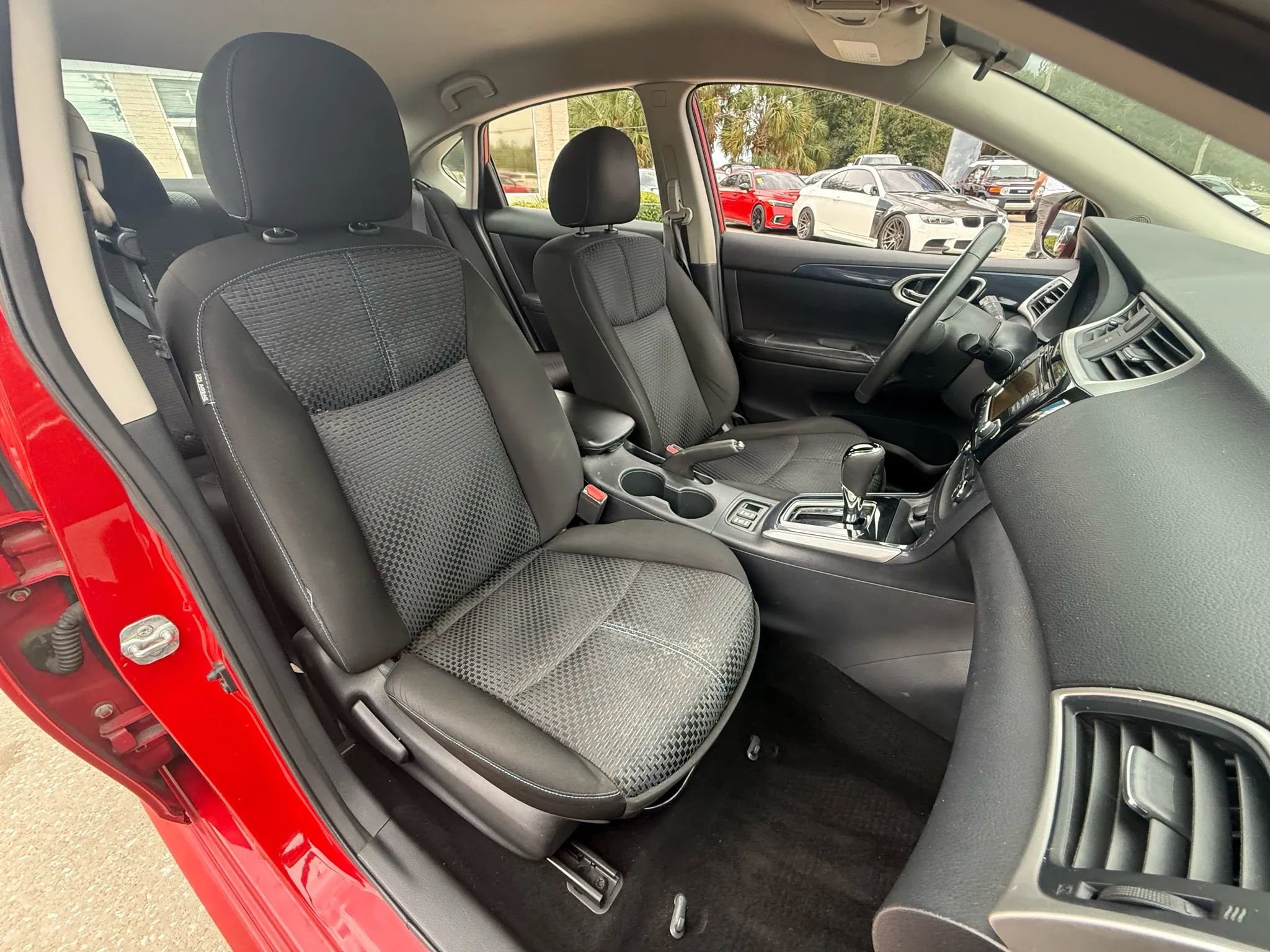 Used 2017 Nissan Sentra SR image 5