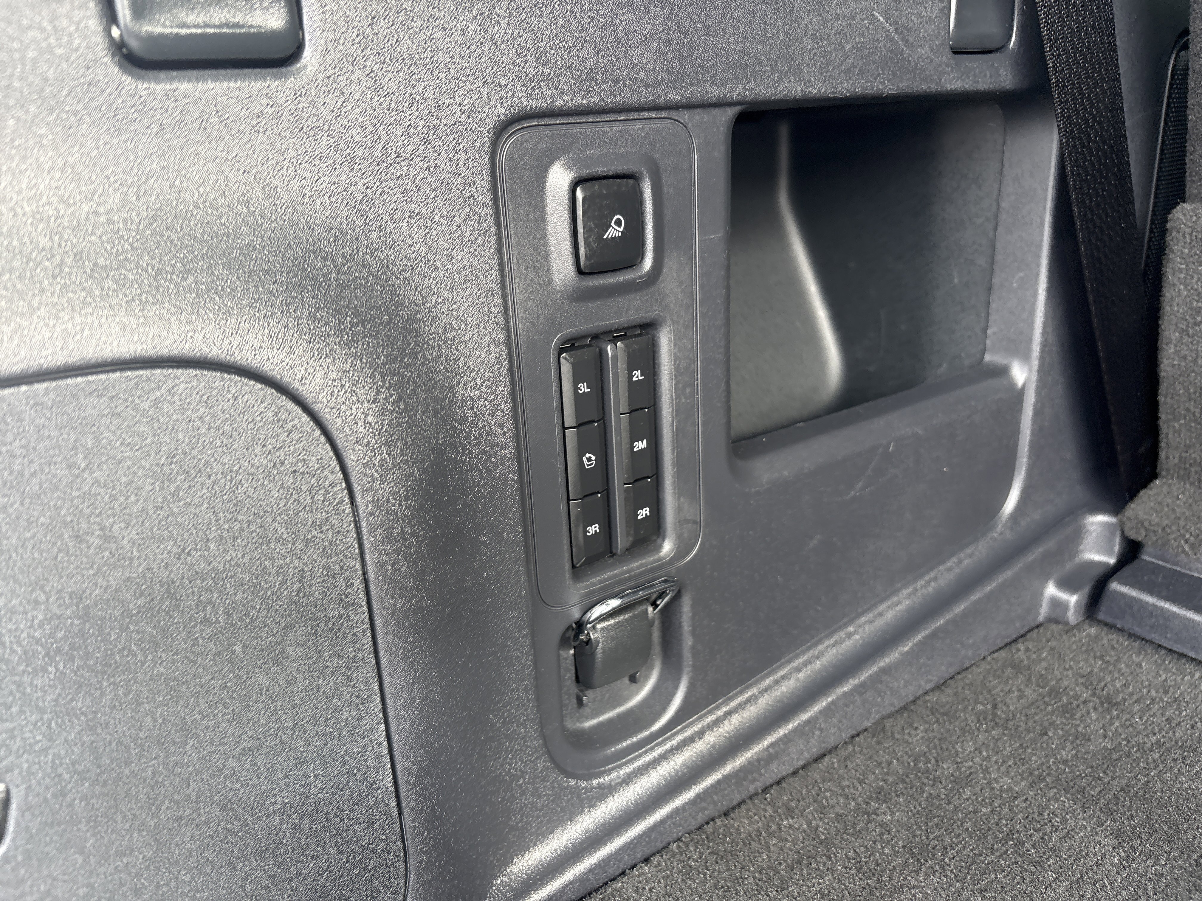 Used 2025 Ford Expedition Tremor image 7