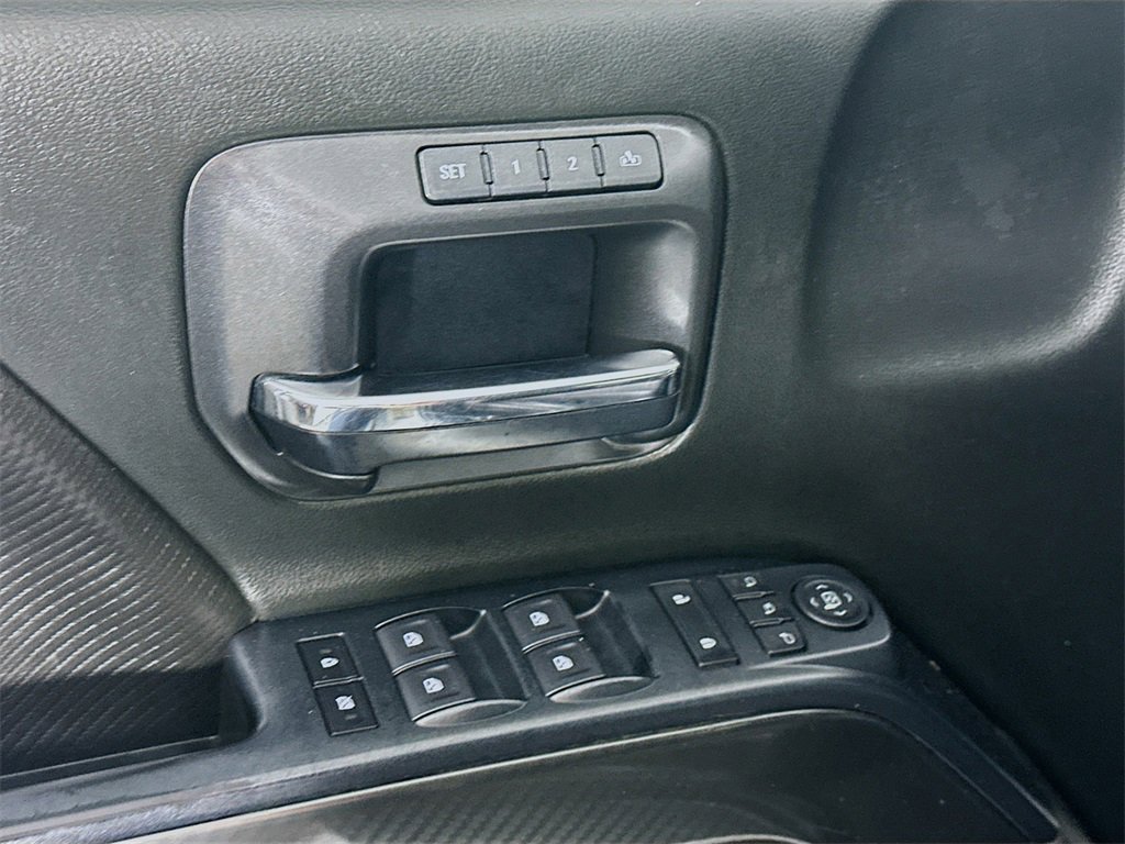 Used 2017 GMC Sierra 2500 SLT w/ All Terrain HD Package image 24