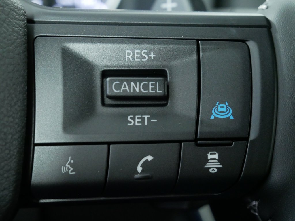 New 2026 Nissan Rogue Dark Armor AWD/4WD image 33