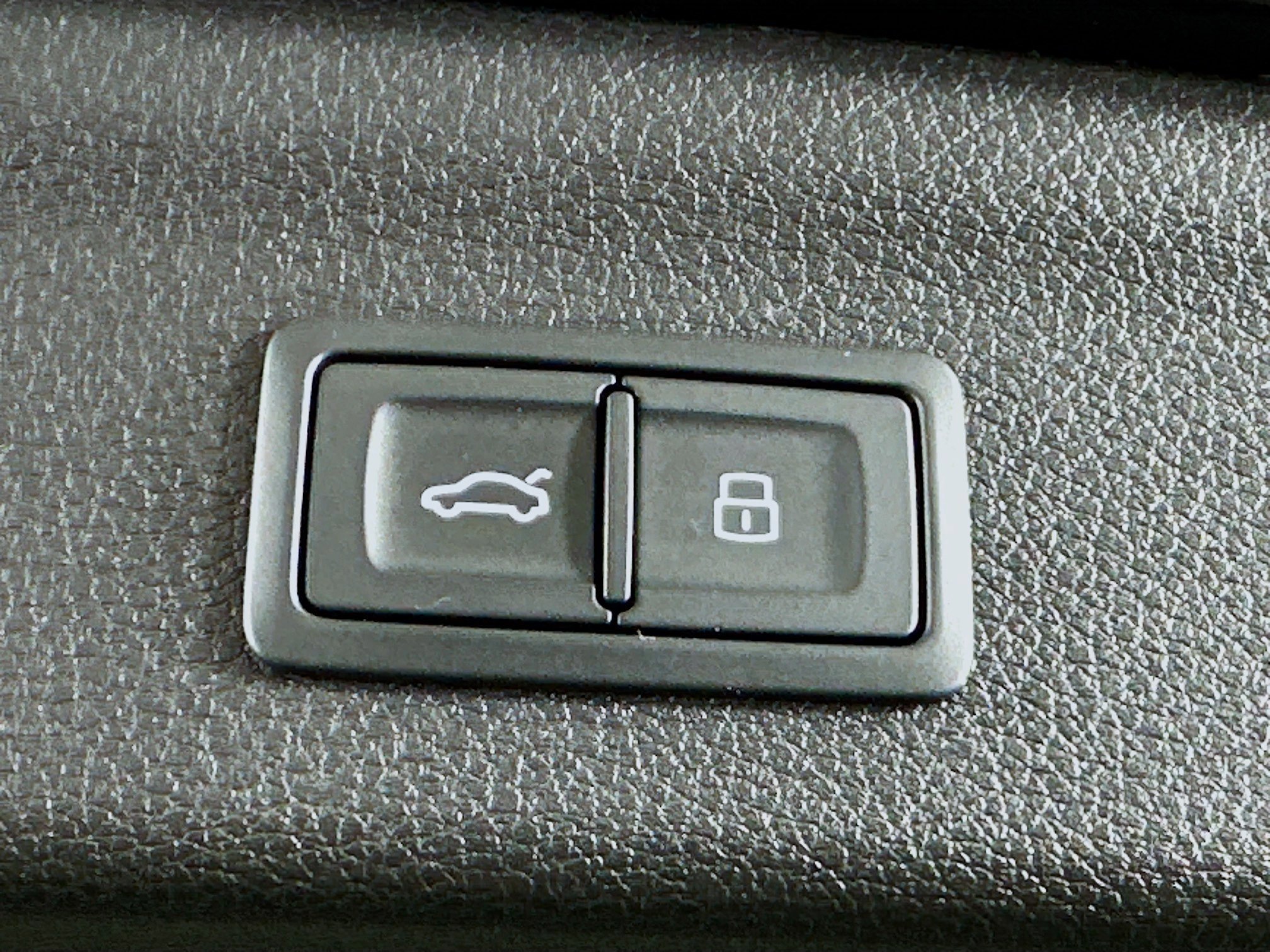 Used 2023 Audi Q3 2.0T Premium image 30