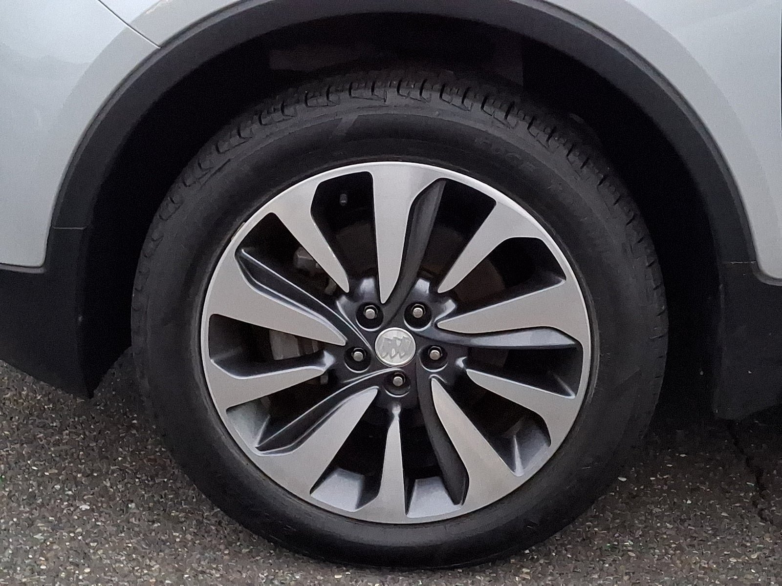 Certified 2022 Buick Encore Preferred w/ Safety Package AWD/4WD image 8