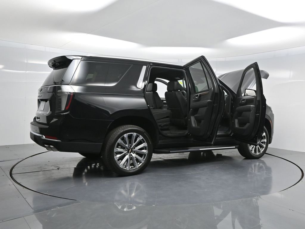 Used 2025 Chevrolet Tahoe High Country image 31