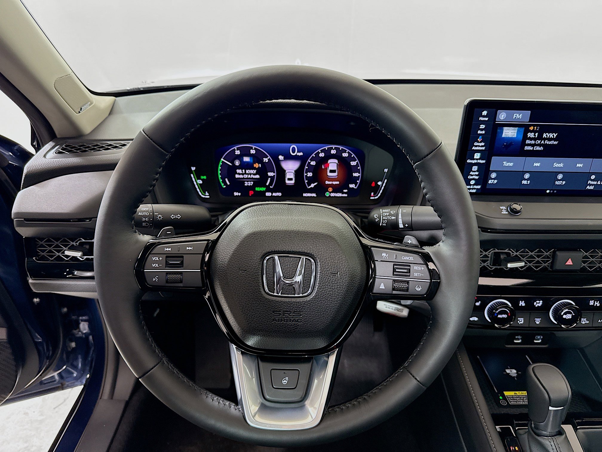 Used 2025 Honda Accord Touring image 11