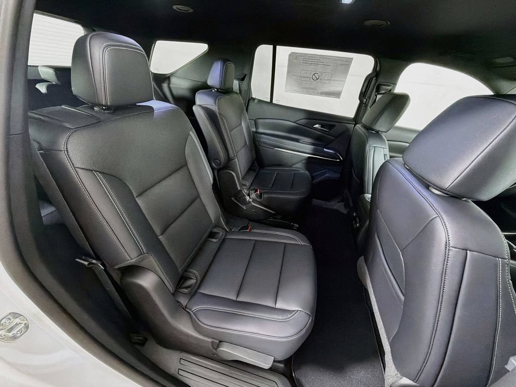 New 2026 Chevrolet Traverse LT w/ Driver Confidence Package AWD/4WD image 28